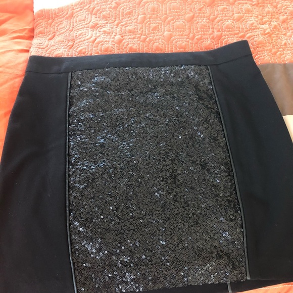 Mini skirt, black, Kensie, with sequins, size 4 - Picture 1 of 4